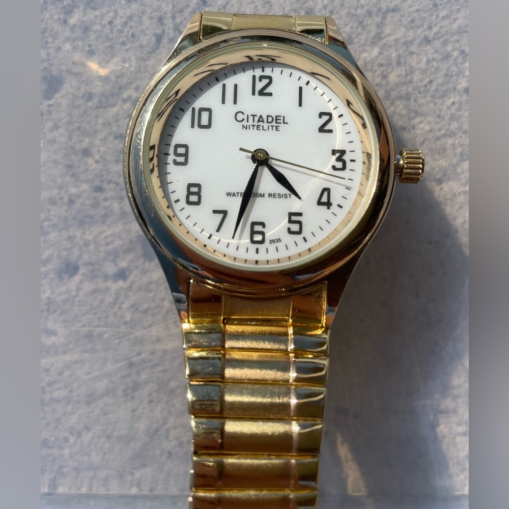 🔥 5/$25 - Citadel stretchy gold watch